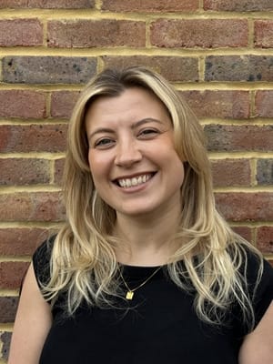 Laura Charter