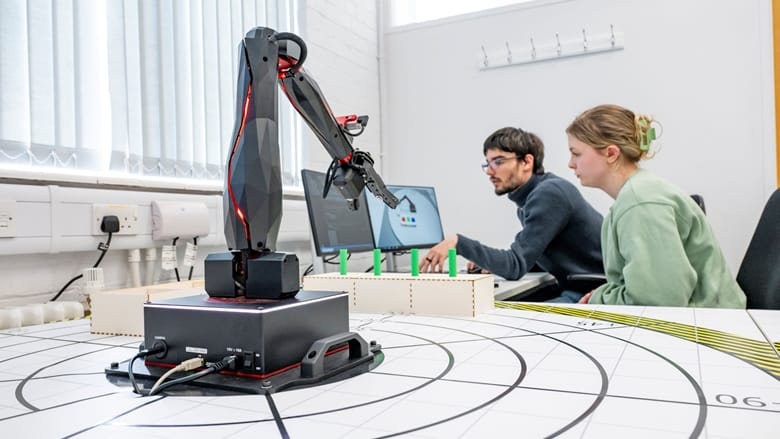 Engineering taster: how soft robots save lives