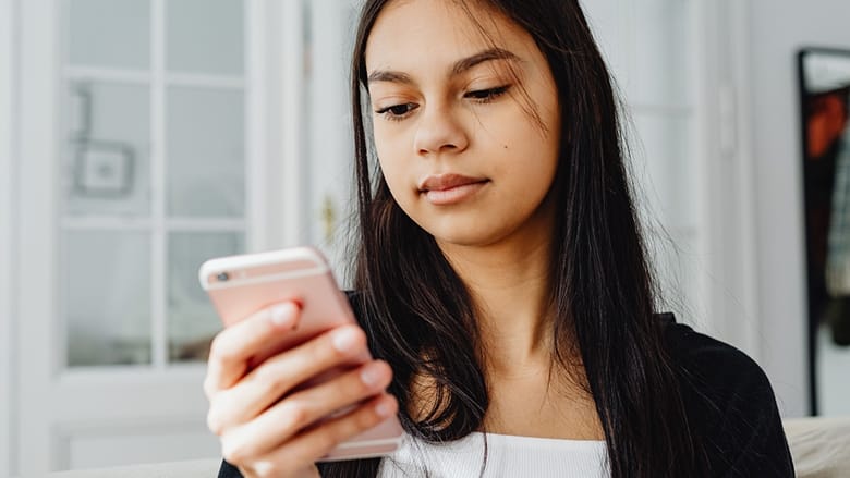 Think like a marketing expert: should you trust online reviews?